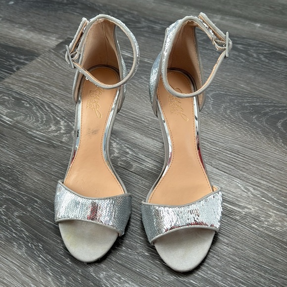 Badgley Mischka Jewel Lorena Heels - Picture 2 of 7